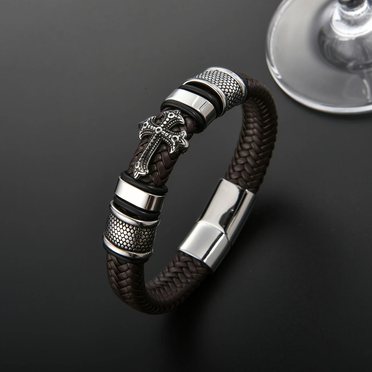 Pulsera Trenzada de Cuero Sintético